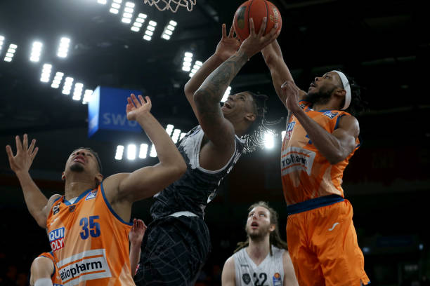 总冠军的归 总冠军的归