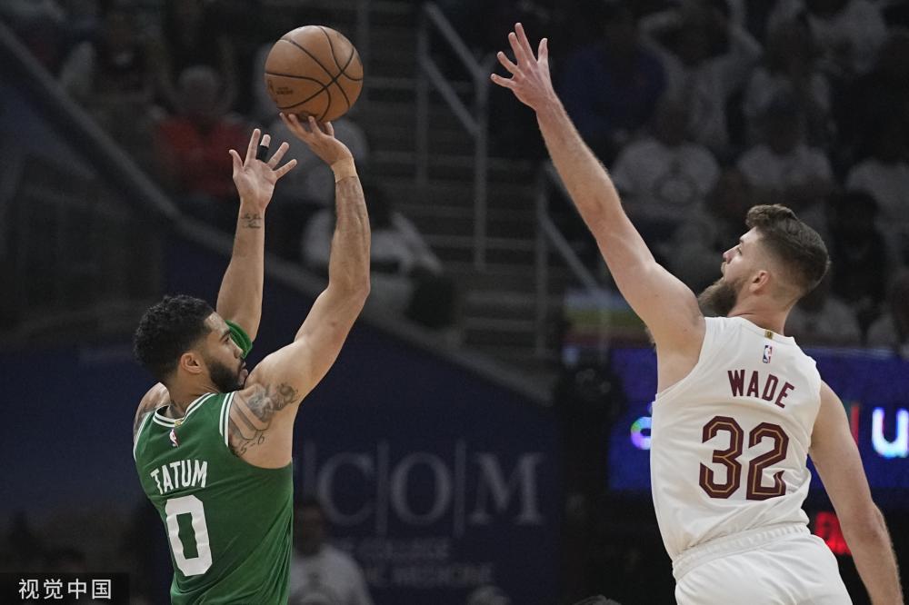 队再一次在 队再一次在